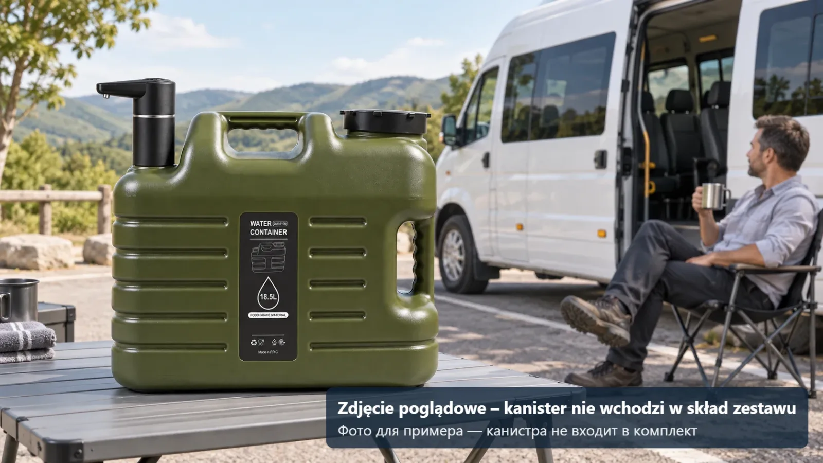 Kanister z elektryczną pompką do wody na postoju przy busie – zdjęcie poglądowe